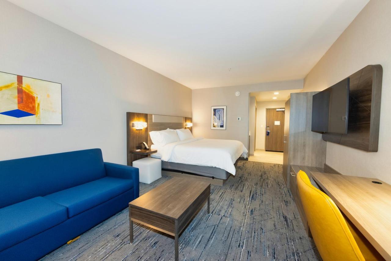 Holiday Inn Express & Suites - Harrisonburg University Area By Ihg Bagian luar foto
