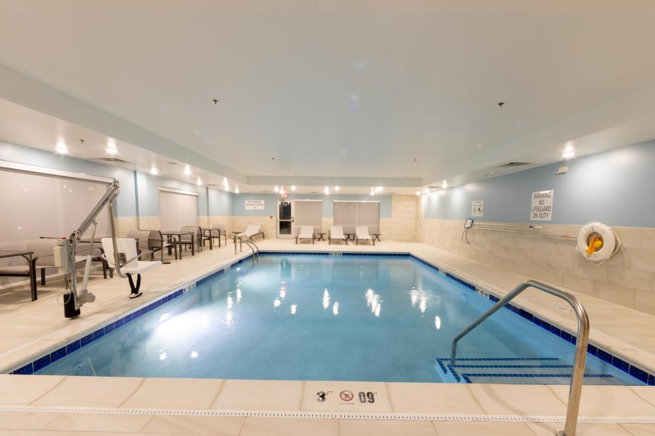 Holiday Inn Express & Suites - Harrisonburg University Area By Ihg Bagian luar foto