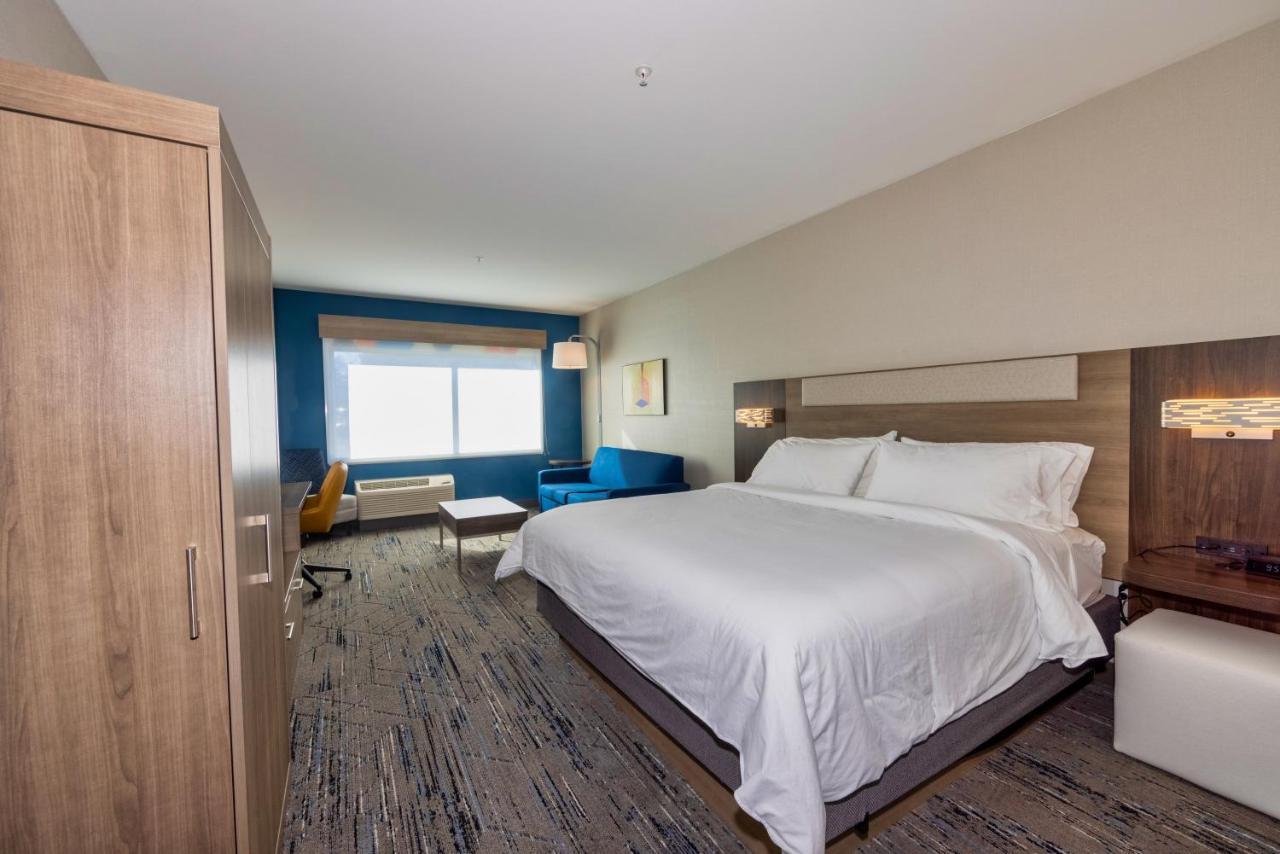 Holiday Inn Express & Suites - Harrisonburg University Area By Ihg Bagian luar foto